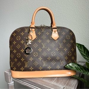 🔥AUTHENTIC Louis Vuitton Alma PM🔥